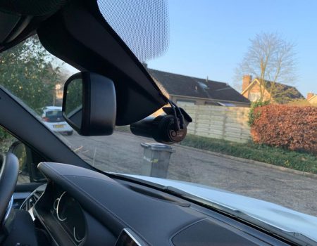 BMW X5 BlackVue dashcam voor en achterzijde